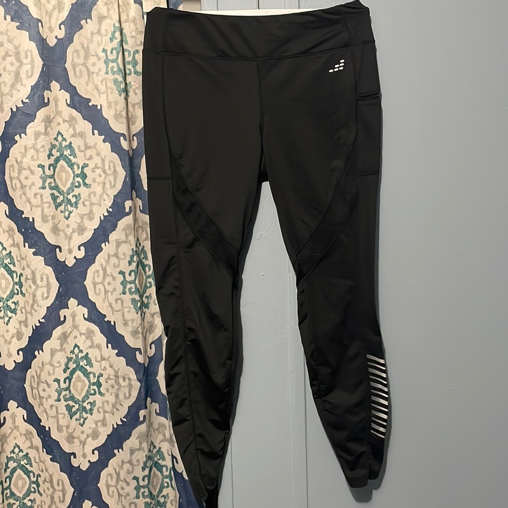 Bcg running yoga pants size Large with pockets